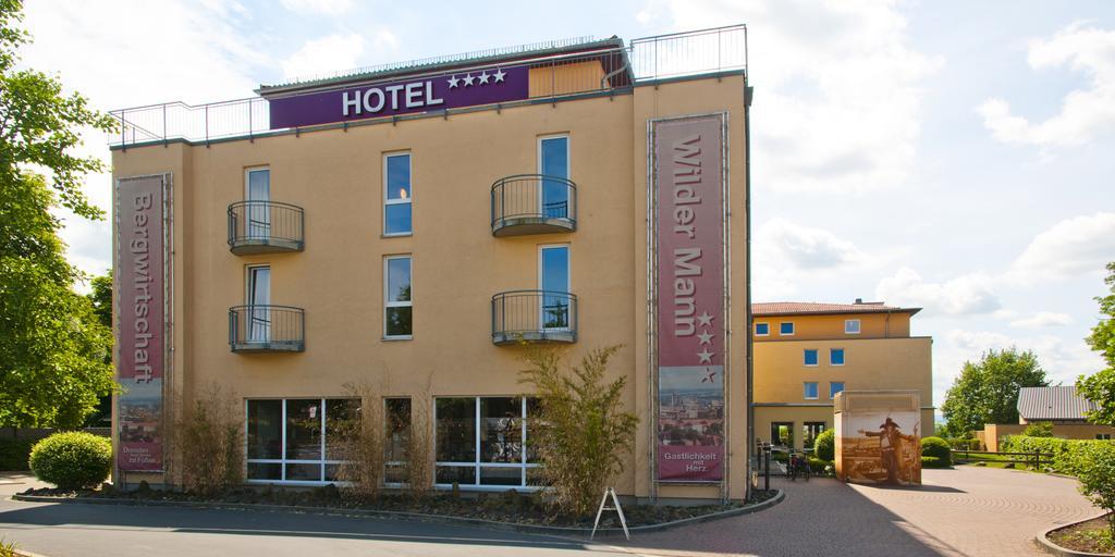 Bergwirtschaft Wilder Mann Hotel Und Restaurant Dresden Exterior photo